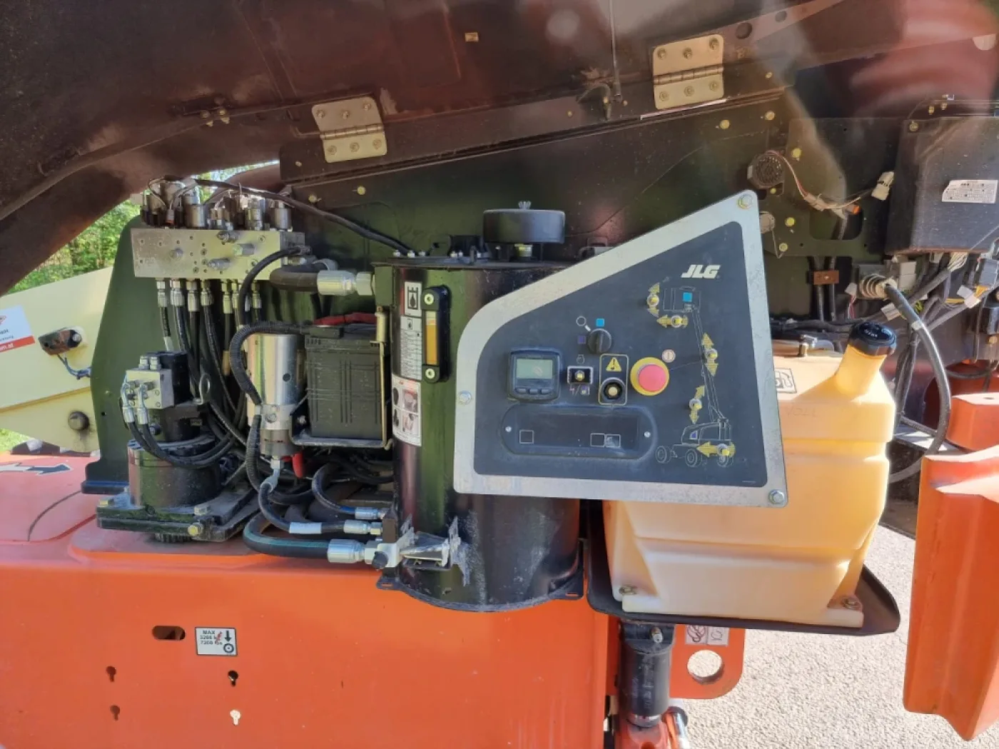 JLG - 400S - 6