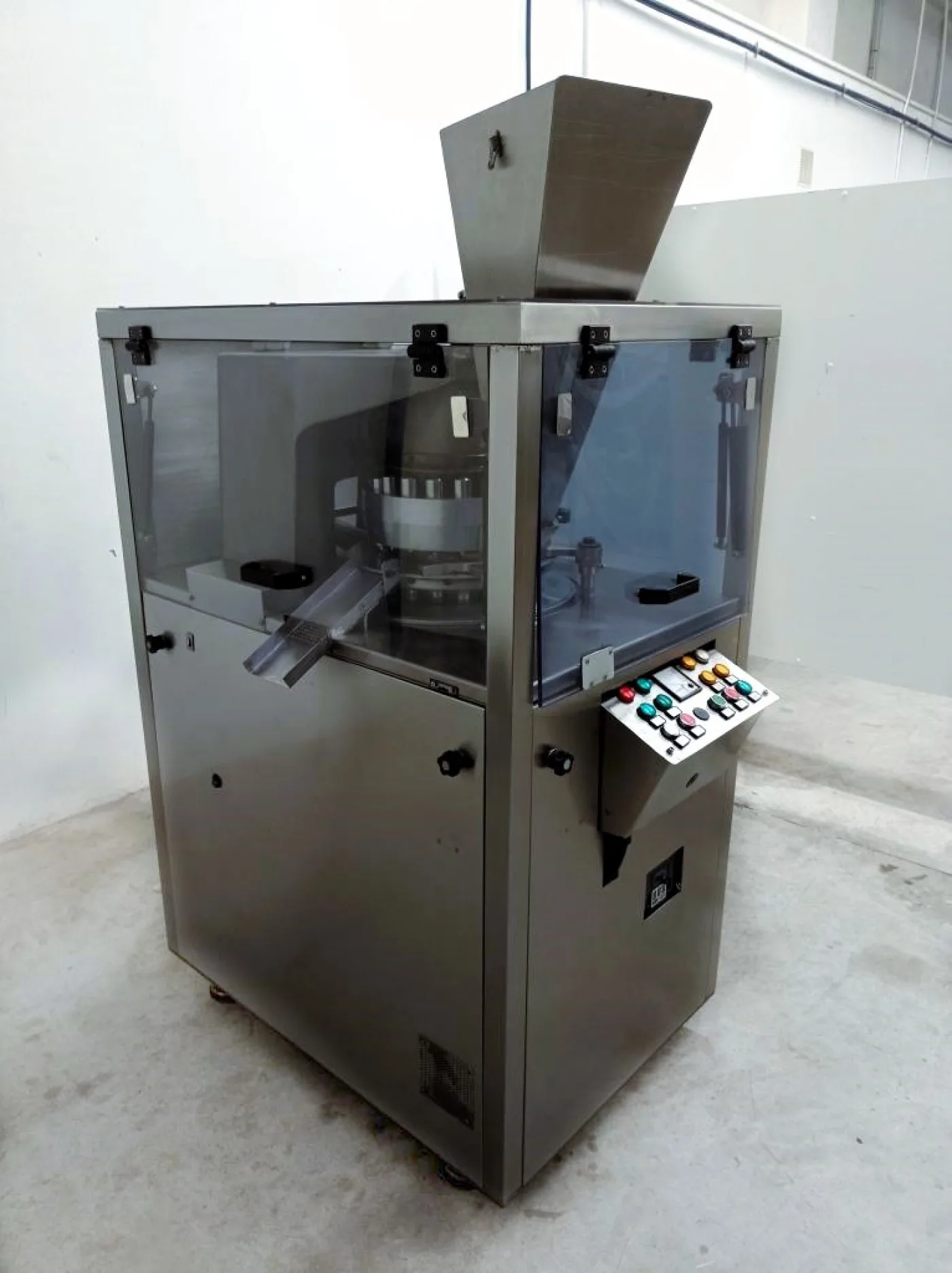 COMPRIMITRICE ROTATIVA – RONCHI - 7