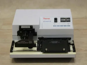 Thermo Scientific Multidrop 384 Reagens Dispenser