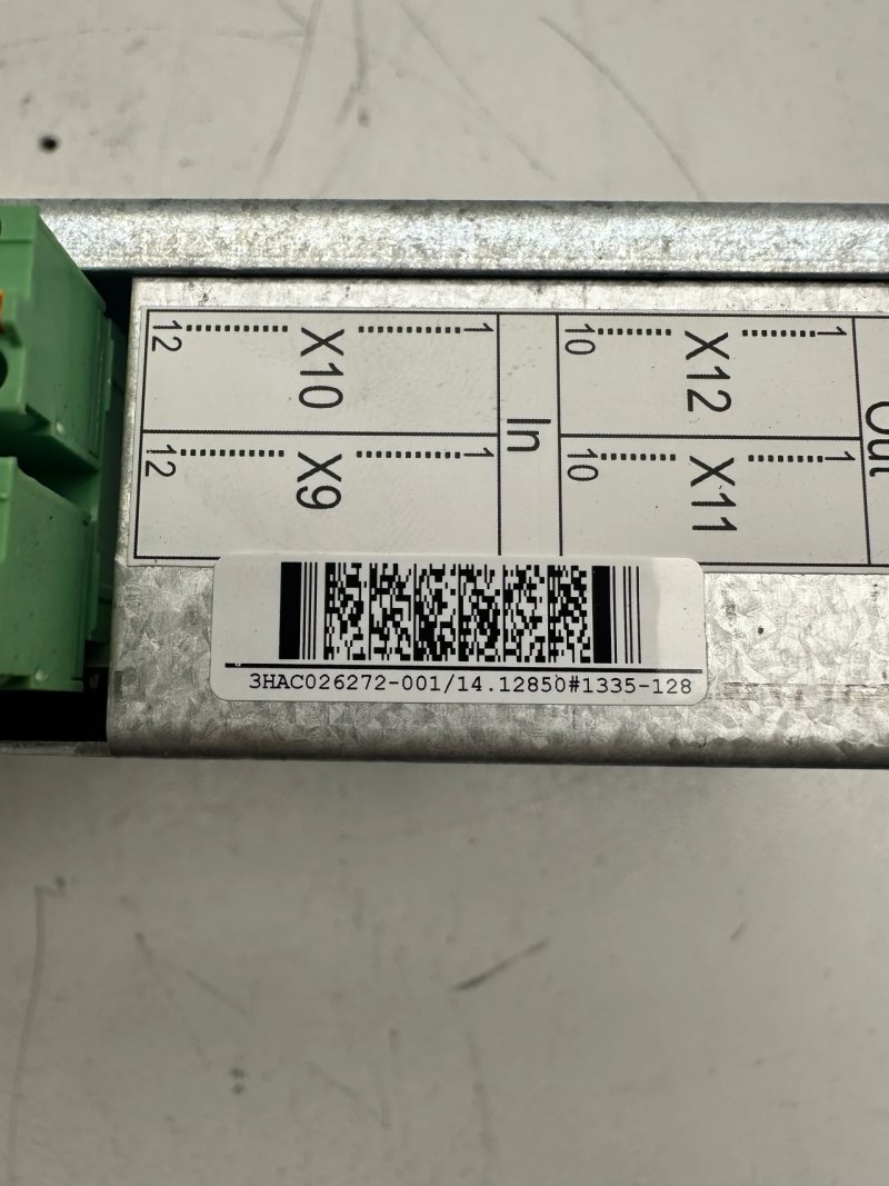 ABB SafeMove Unit 3HAC026272-001 DSQC 647