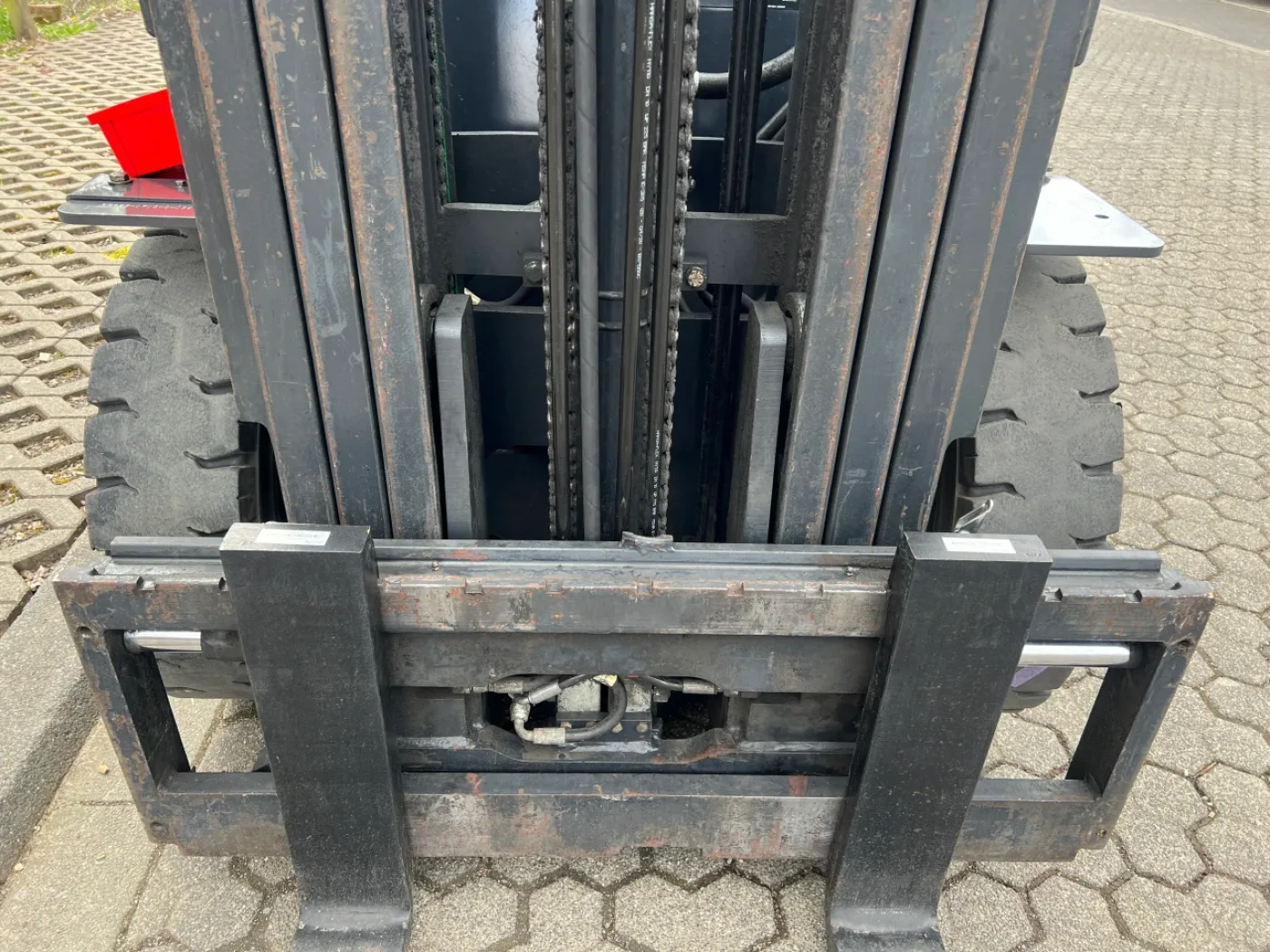 DOOSAN G25E-5 Pro Gasstapler 2,5 t Triplex 4,6 m Gabellänge 1600 mm - 5