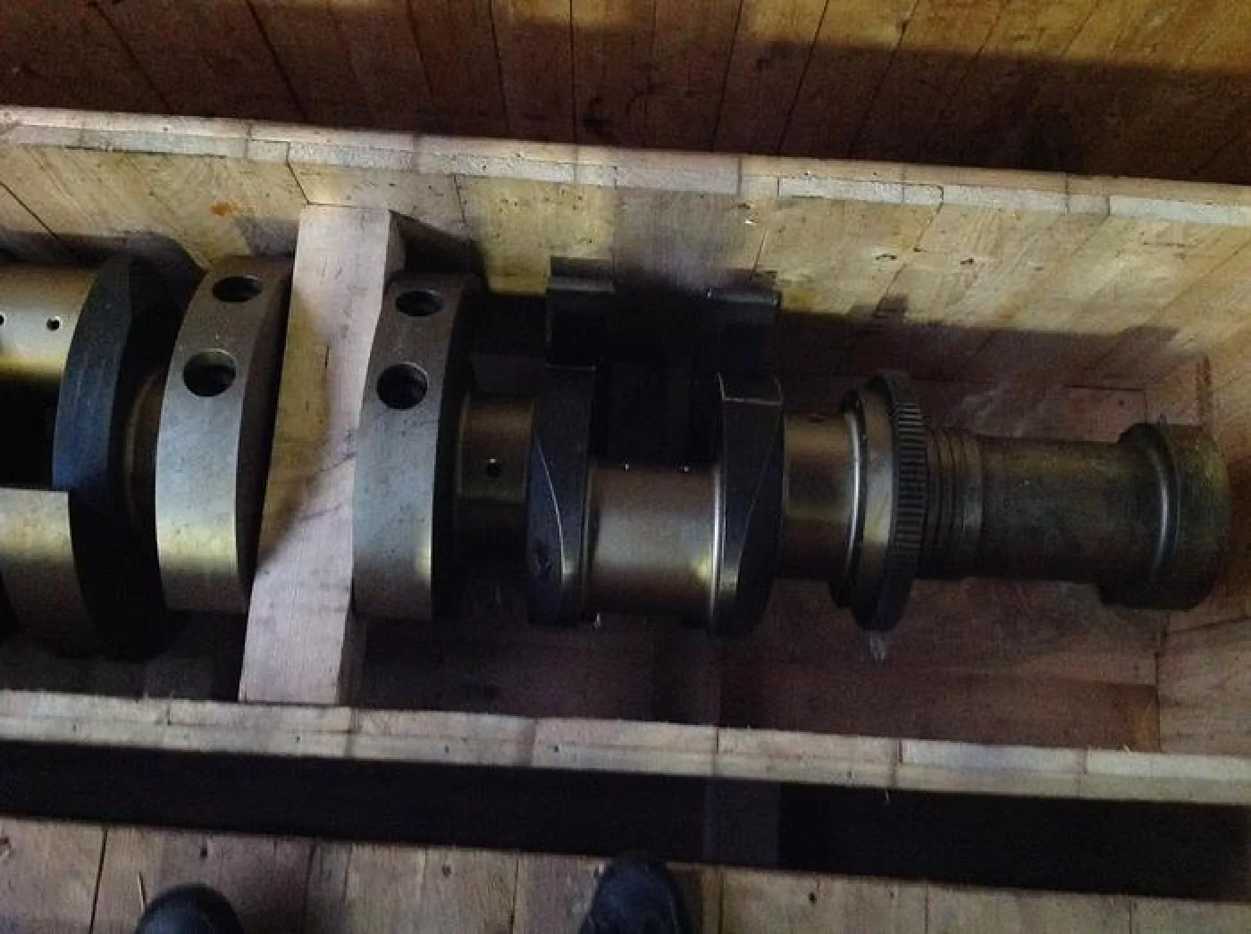 CRANKSHAFT DEUTZ SBV12M628 - 1