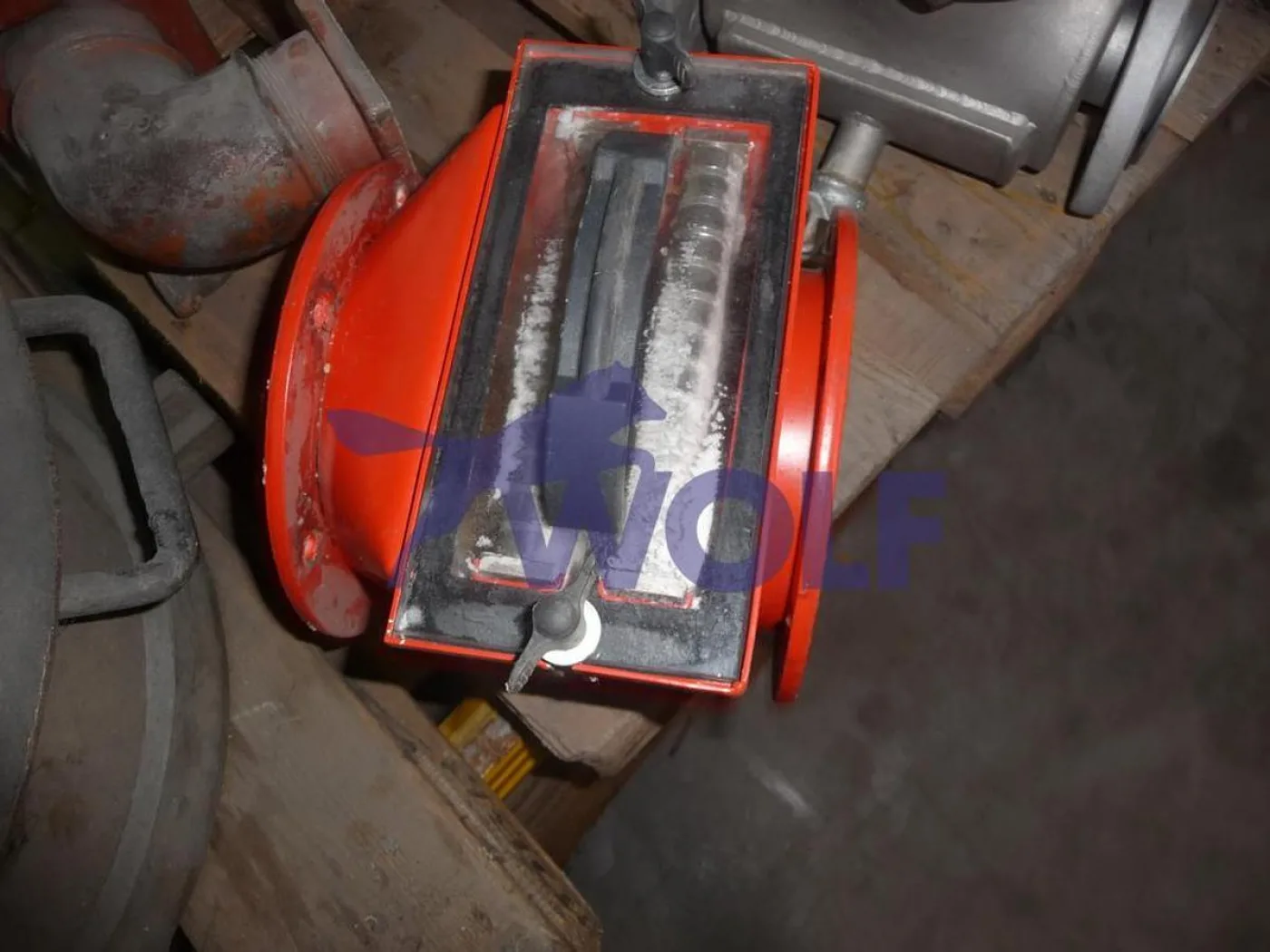 Magnet-Metallabscheider (rot) - in Normalstahlausführung. - 4