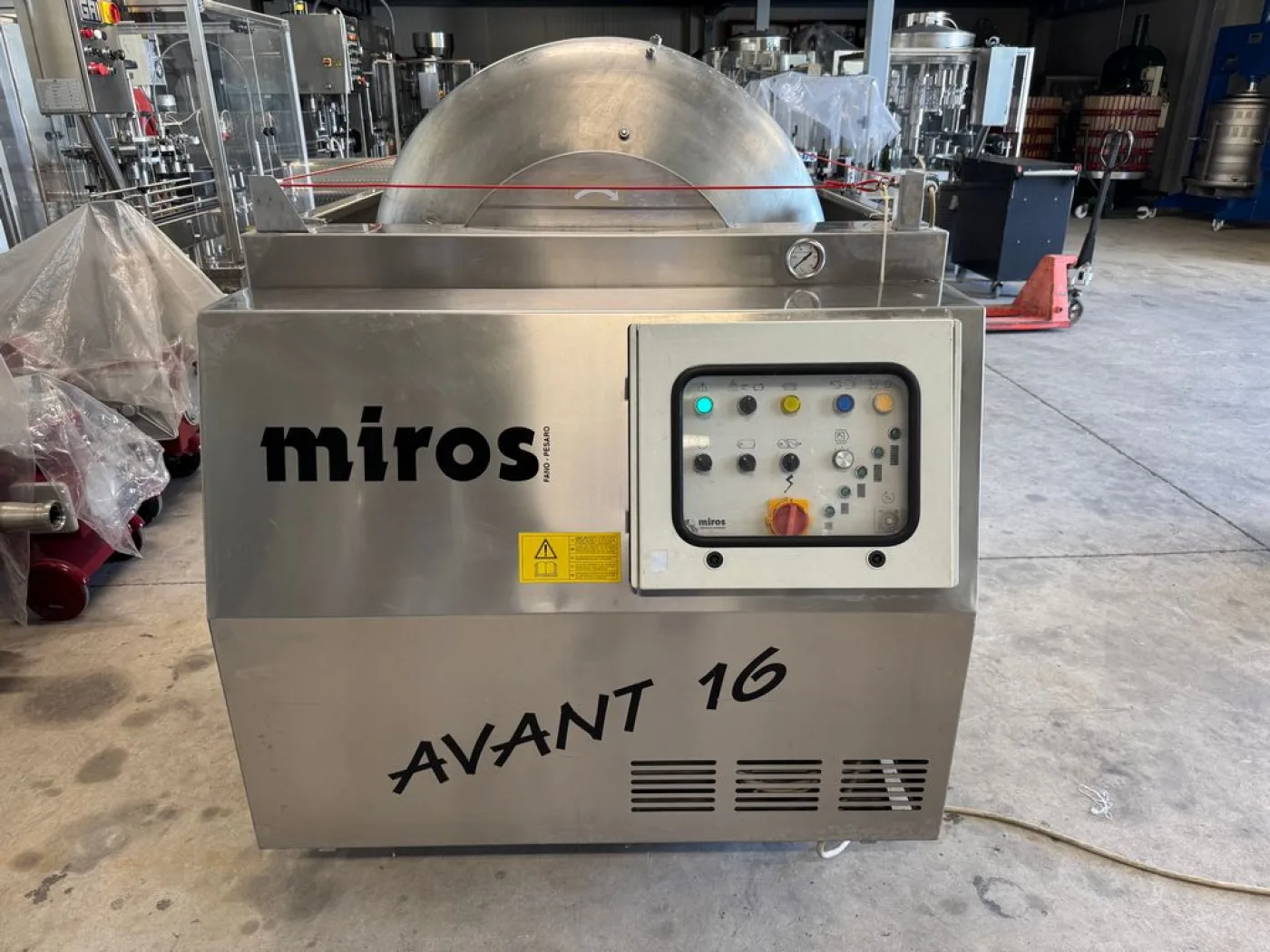 STAINLESS STEEL MEMBRANE PRESS, MIROS FIRM MODEL AVANT 16, CAPACITY HL 16, OPEN CYLINDER, SECOND HAND MACHINE - 6