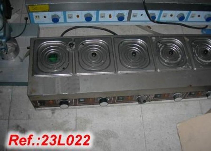 EQUIPO DE BAÑO MARÍA DE 5 CUERPOS