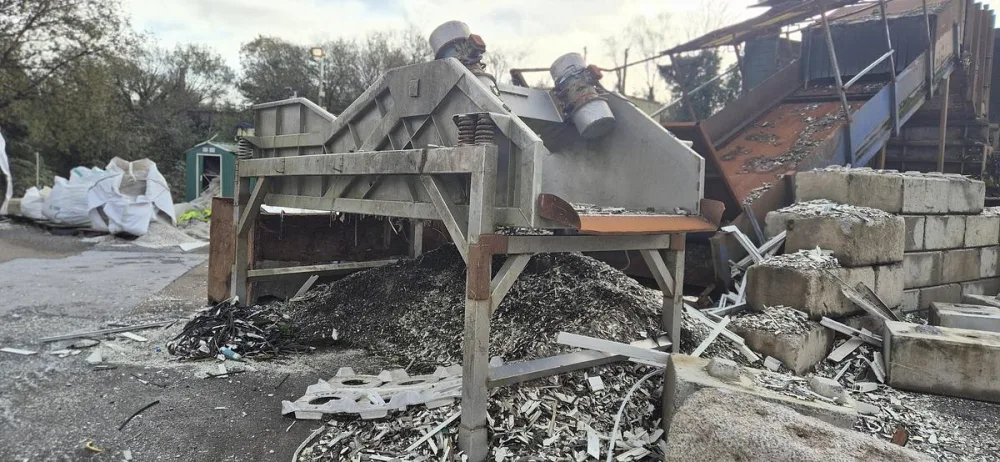 2013 Bruynooghe Stainless Steel Shaker Deck Screener Feeder