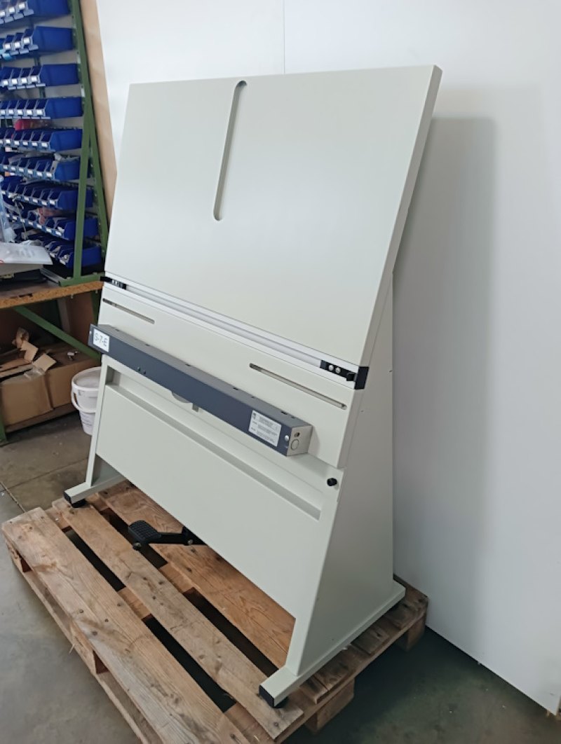 Druckplattenstanze Beil 780/425-S-H-AP2