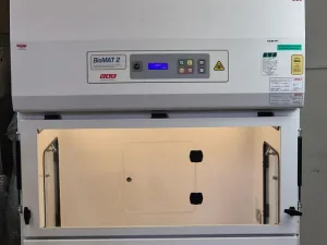 Biomat 2 1200EXH Class 11 Safety Cabinet