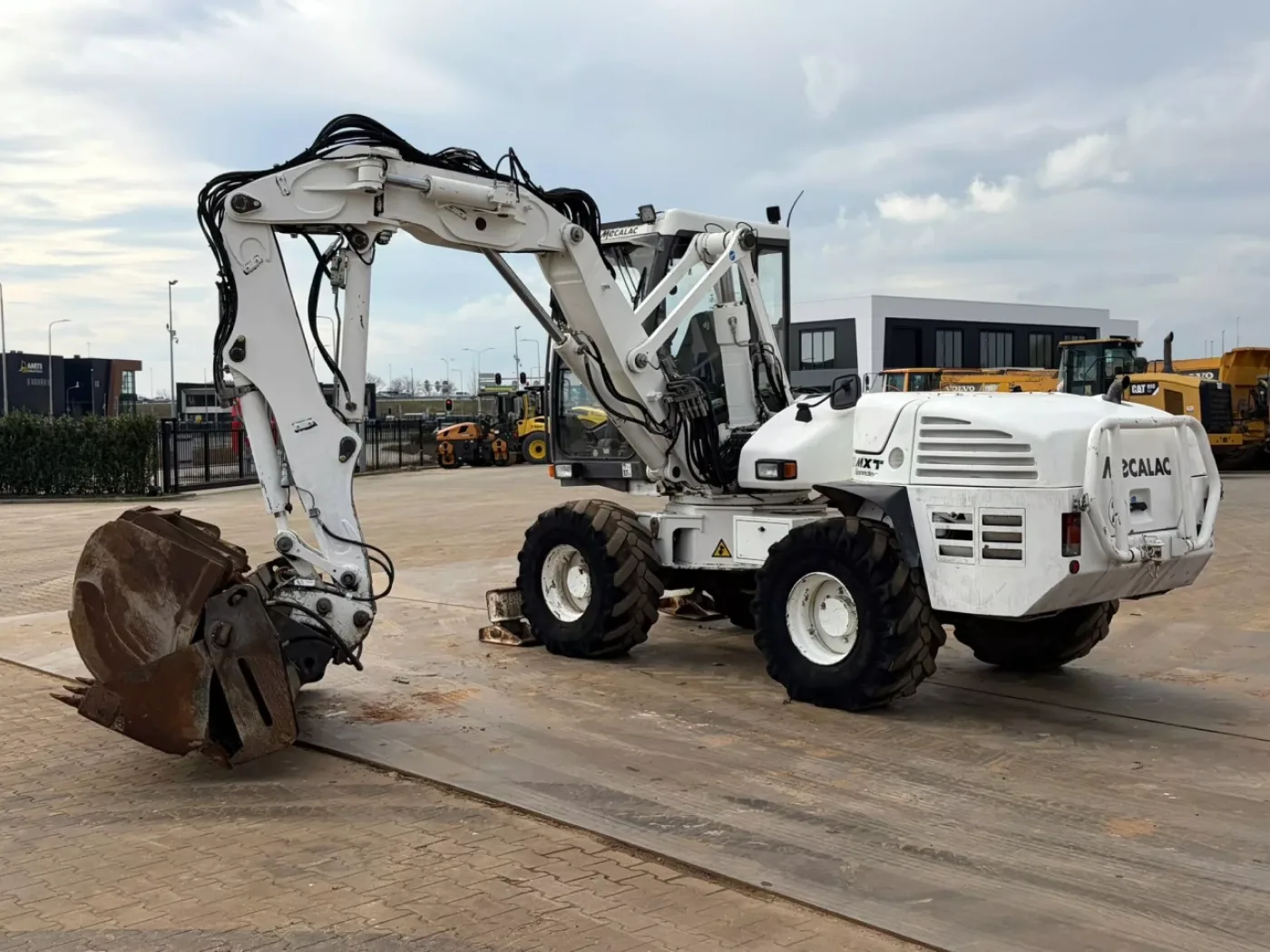 Mecalac 12MTX incl. 5 x bucket - 6