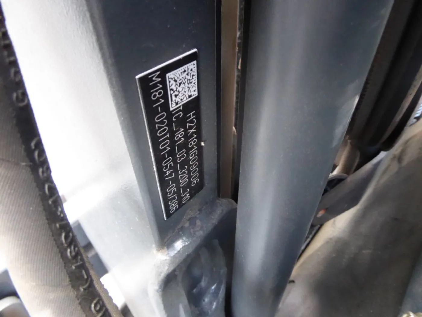 Linde E15-02 - 4