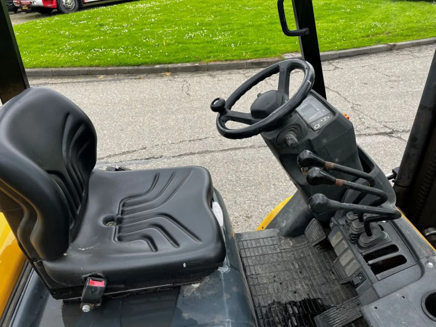 Caterpillar DP25NT - 8