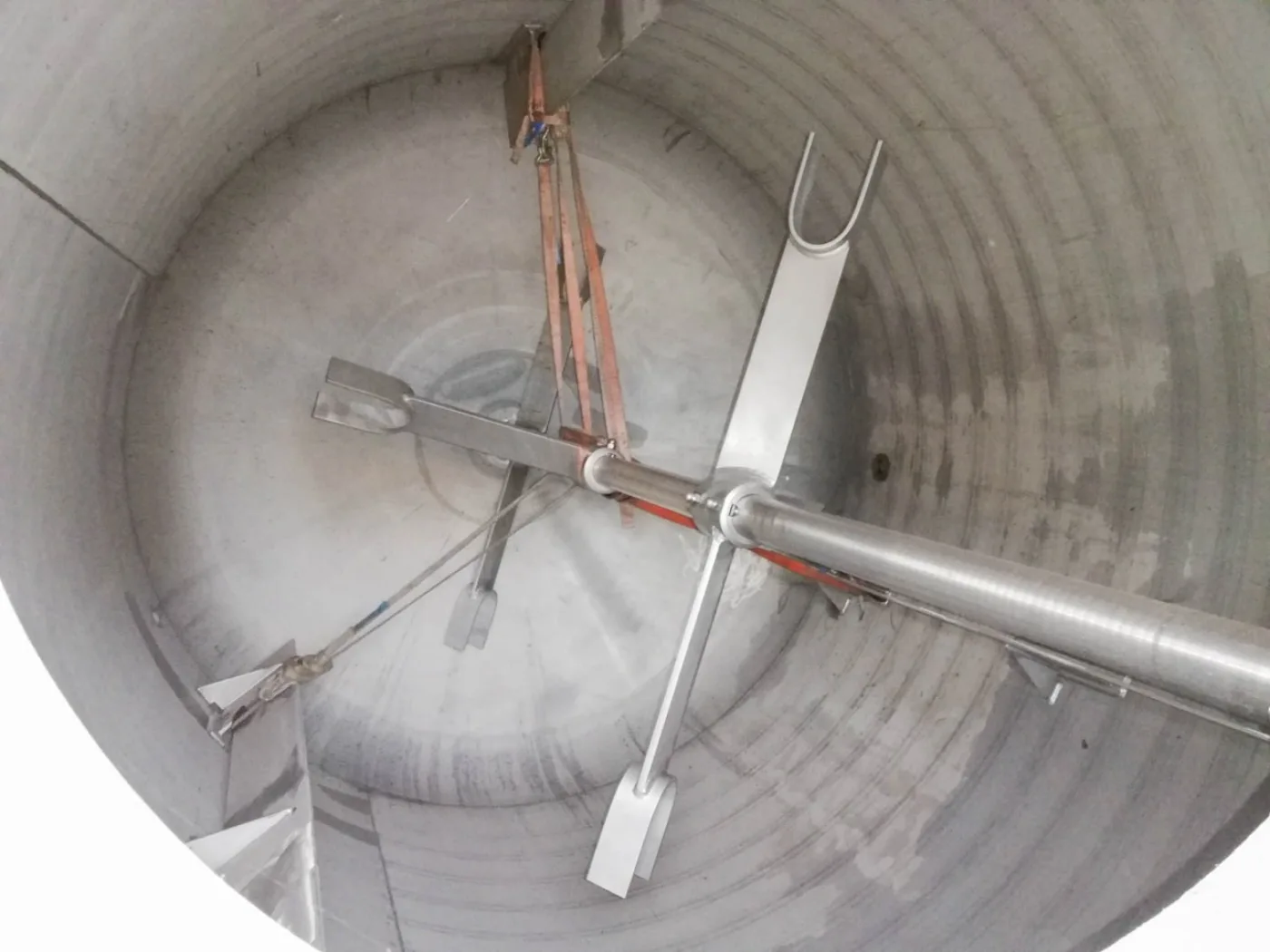 Hellmich 10.500 Ltr. - Stainless Steel Reactor - 2