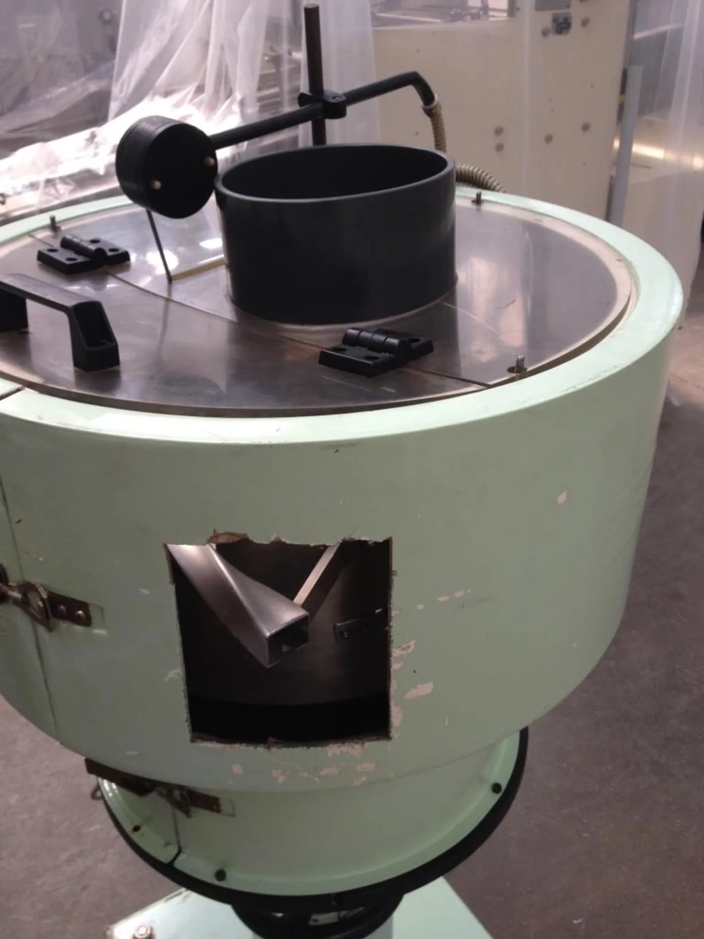 ALIMENTATORE A TAZZA PER TAPPI – MASTER - 2