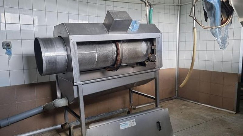 Poultry slaughter line, 2.500 bph