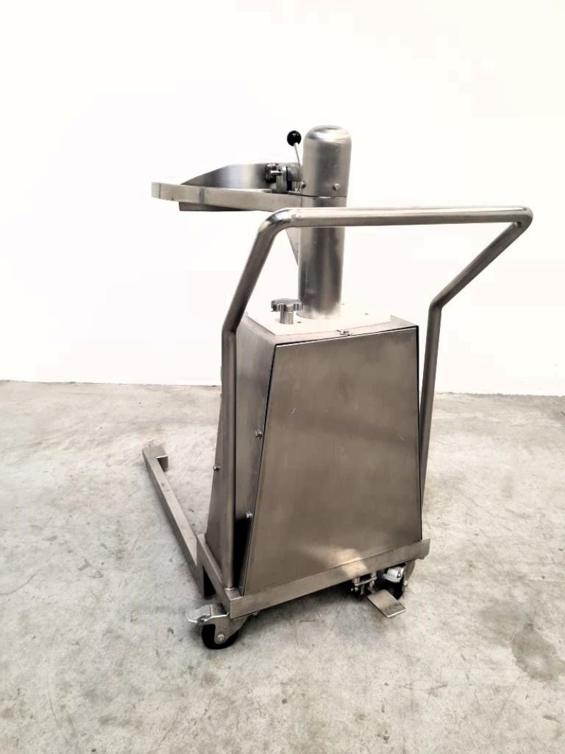 CARRELLO ELEVATORE PORTAFUSTI IDRAULICO