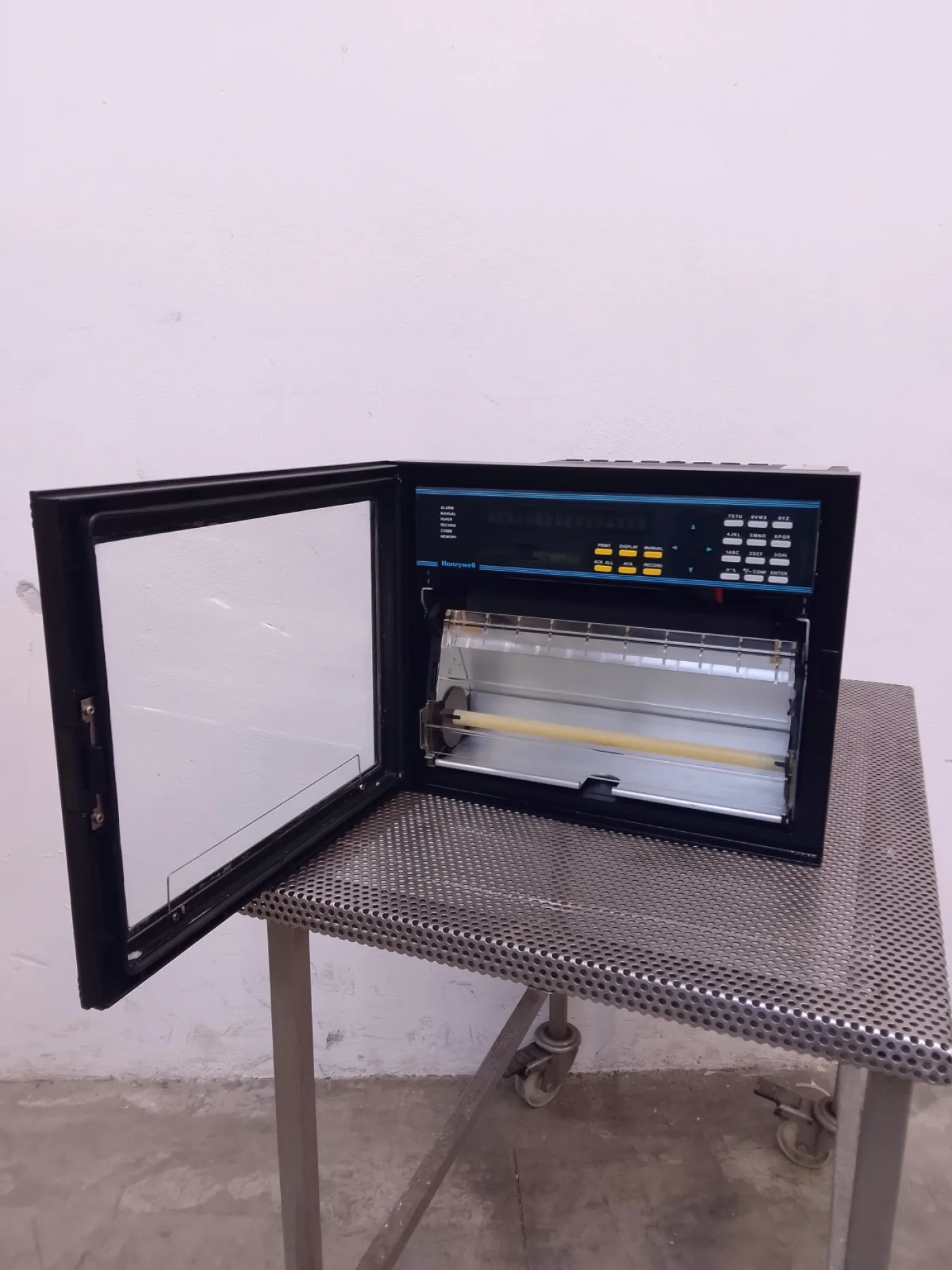 REGISTRATORE DI PROCESSO INDUSTRIALE A GRAFICO – HONEYWELL – MOD. DPR 3000 - 3