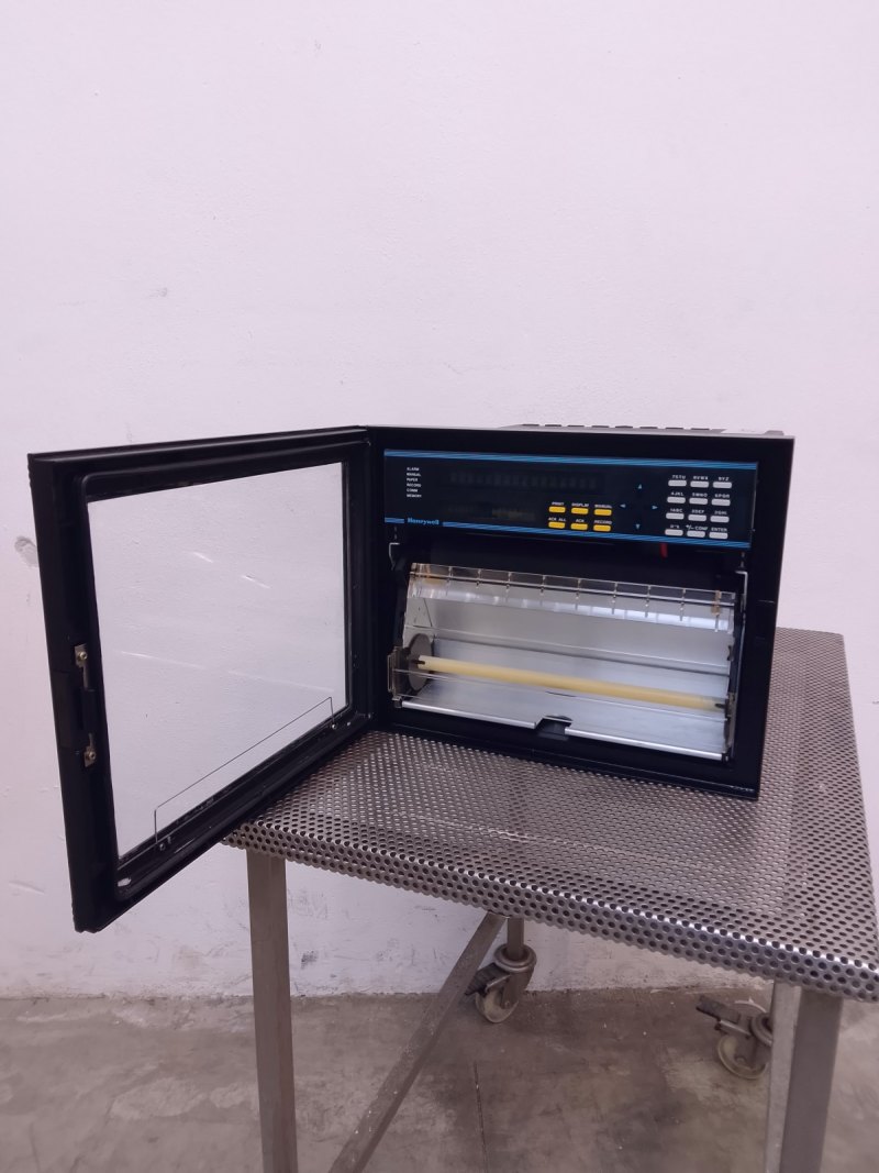 REGISTRATORE DI PROCESSO INDUSTRIALE A GRAFICO – HONEYWELL – MOD. DPR 3000