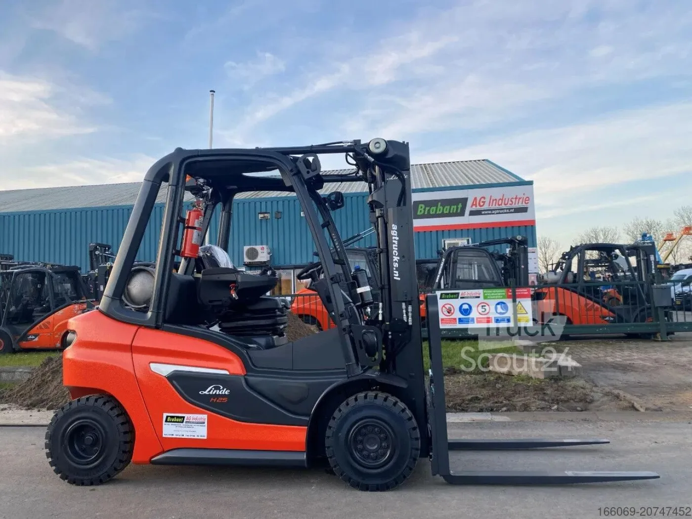 Linde H25T-01 - 1