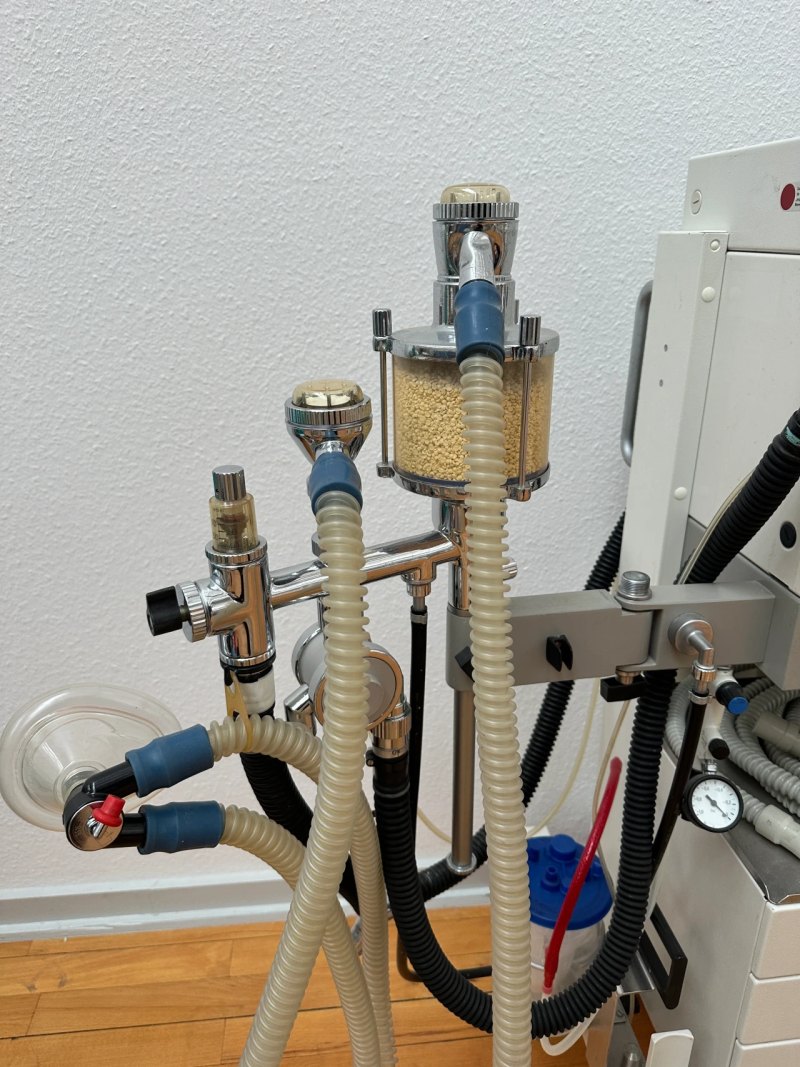 Dräger Sulla 808 V Narkosegerät