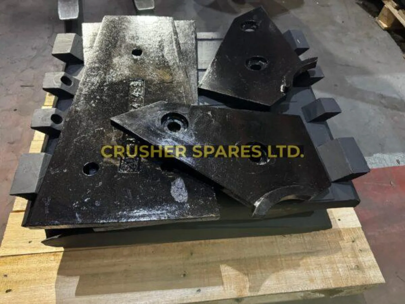 J077.54-56 L/H | J077A.54-56 R/H | Wear Plate | Kue-Ken | - 2