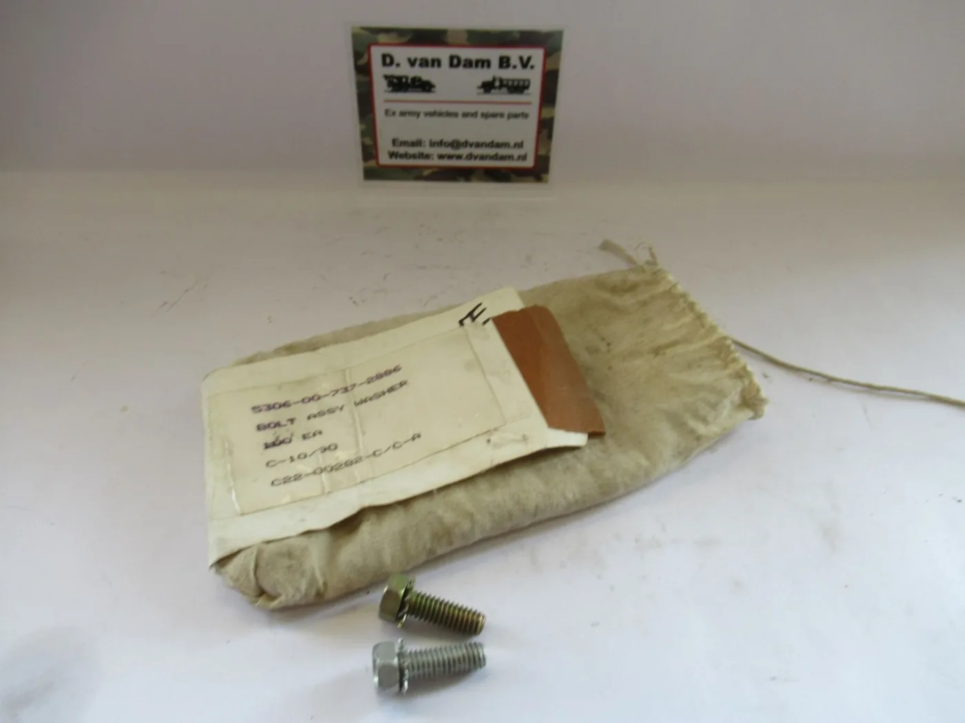 Bout bevestiging spatbord op body (NOS) - 2