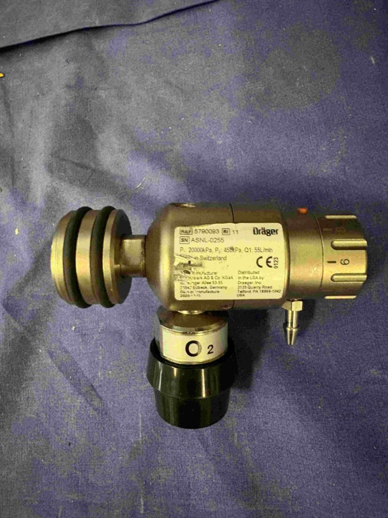 O2 Druckminderer / O2 pressure reducer (Gebraucht, sehr gut)