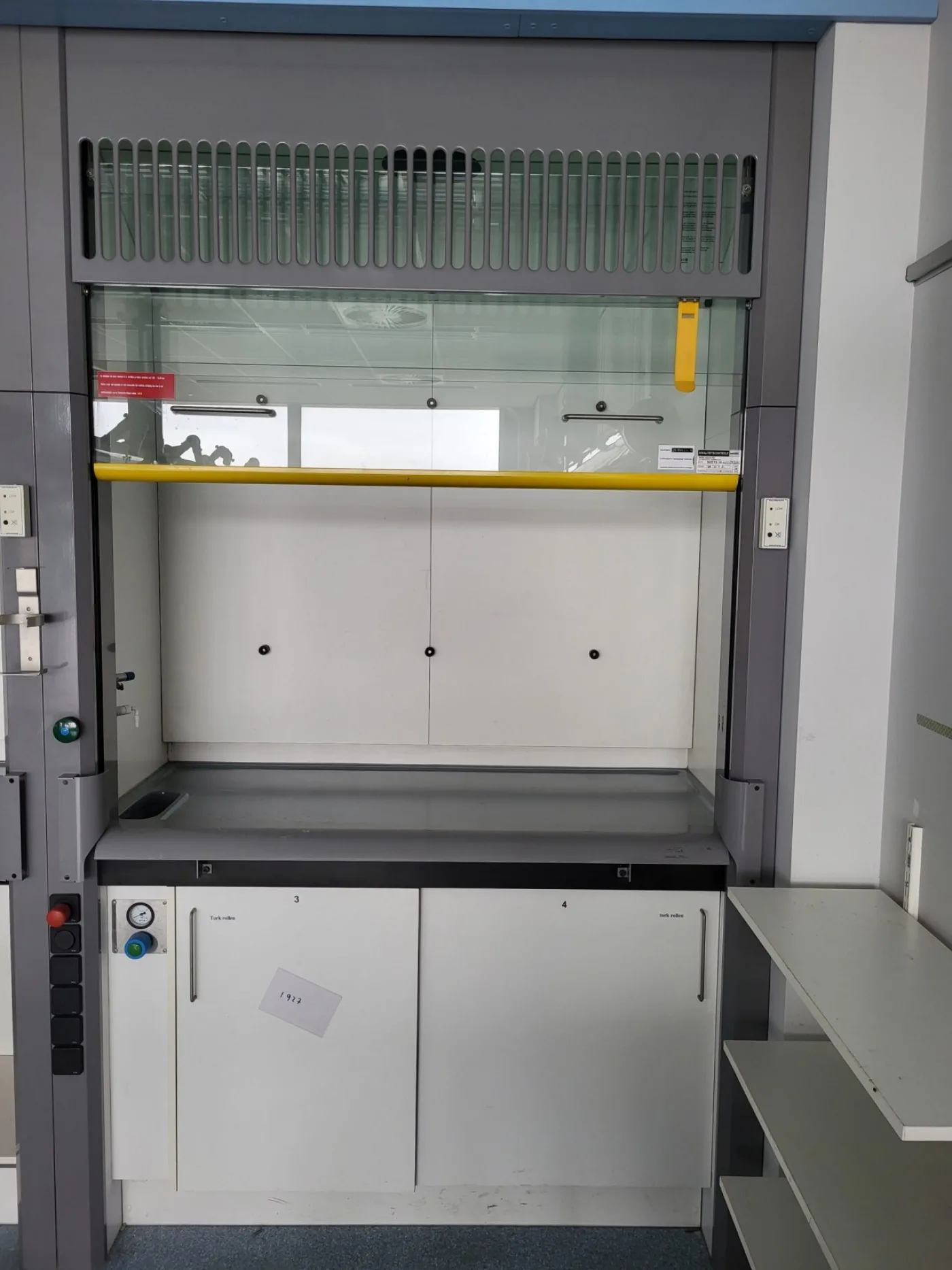 1927 - Used S+B Fumehood (150cm) - 1