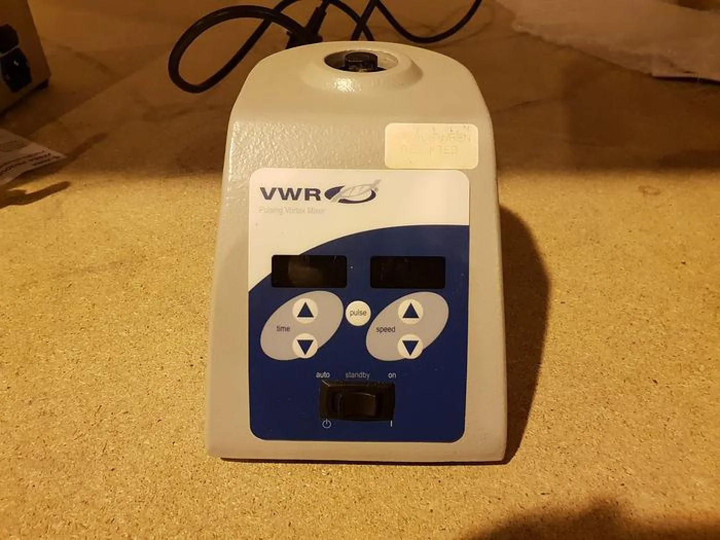 VWR 945323 Vortex Mixer - 2