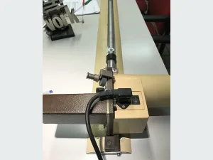 Elektronische Linearquerschneider für Gewebe