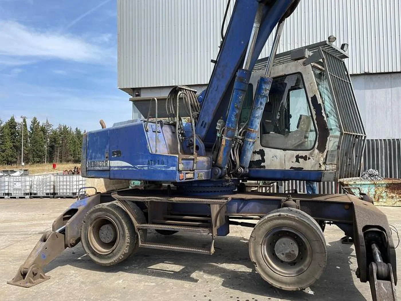 Liebherr A924 - 3