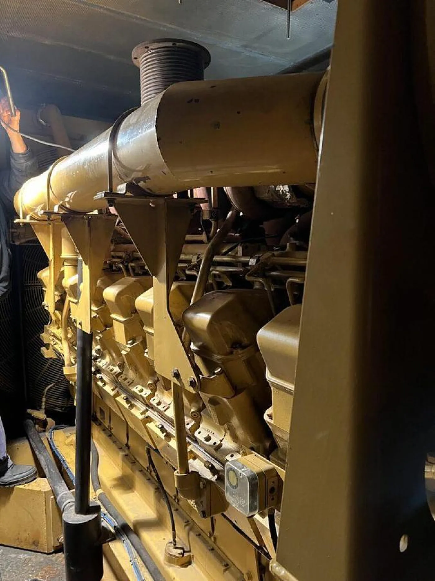 1994 CATERPILLAR D3516B / CAT. SR-4 DIESEL GEN. SET 2000 KVA - 5
