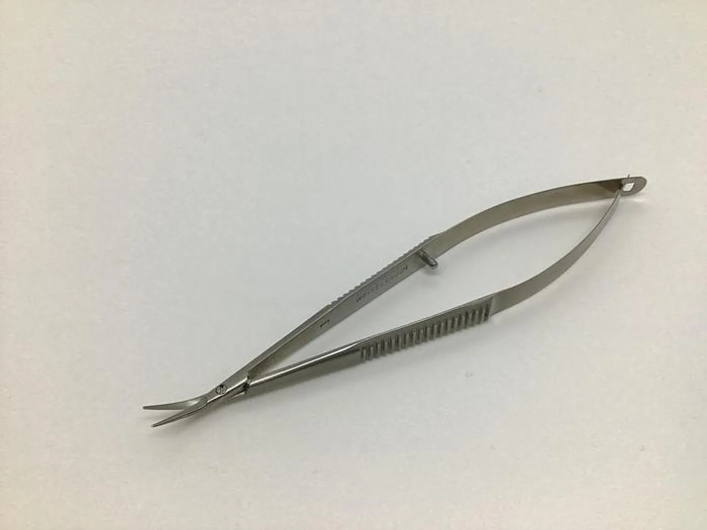 Weiss Scissor Castroviejo 100mm - 1