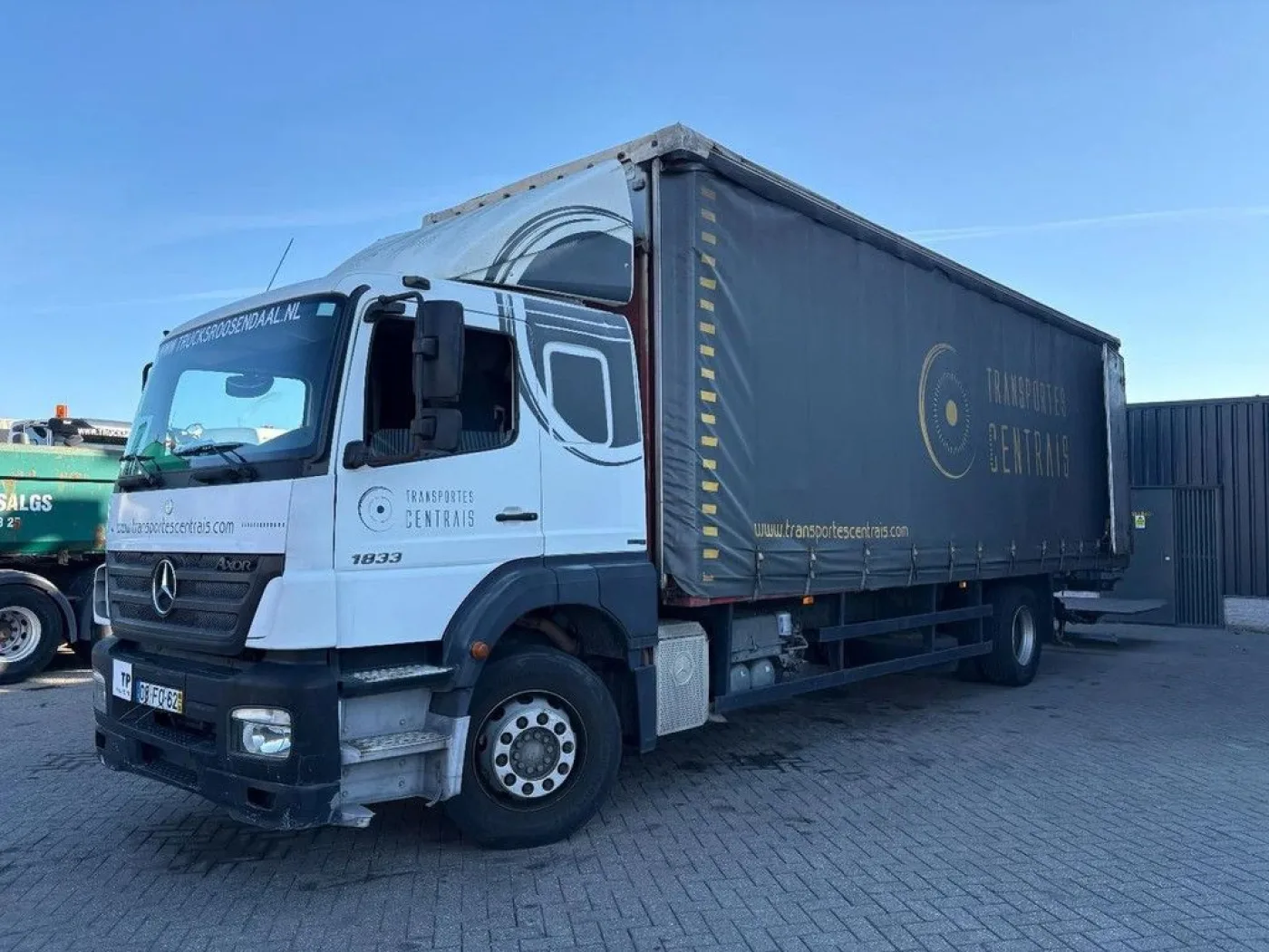 Mercedes-Benz Axor 1833 + MANUAL + SLEEPCAB + LOADLIFT + 18T - 2