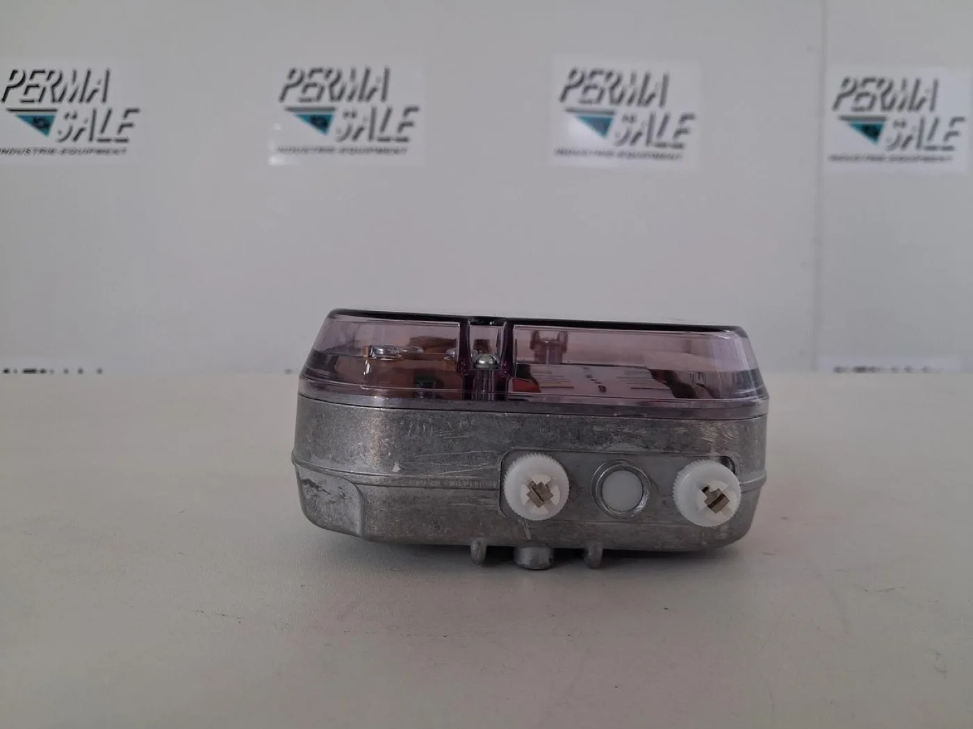 Sauter DFC17B58 F001 Druckschalter - 6