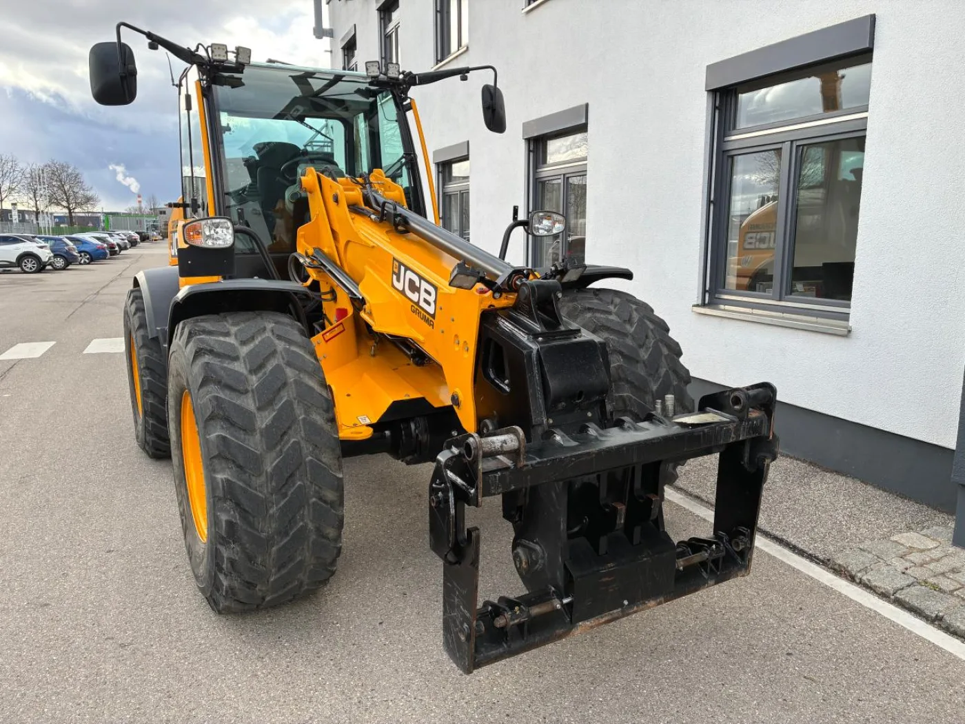 Teleskopradlader JCB TM 320 S - 3