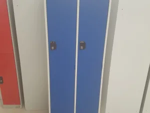 Double lockers, Red & Blue