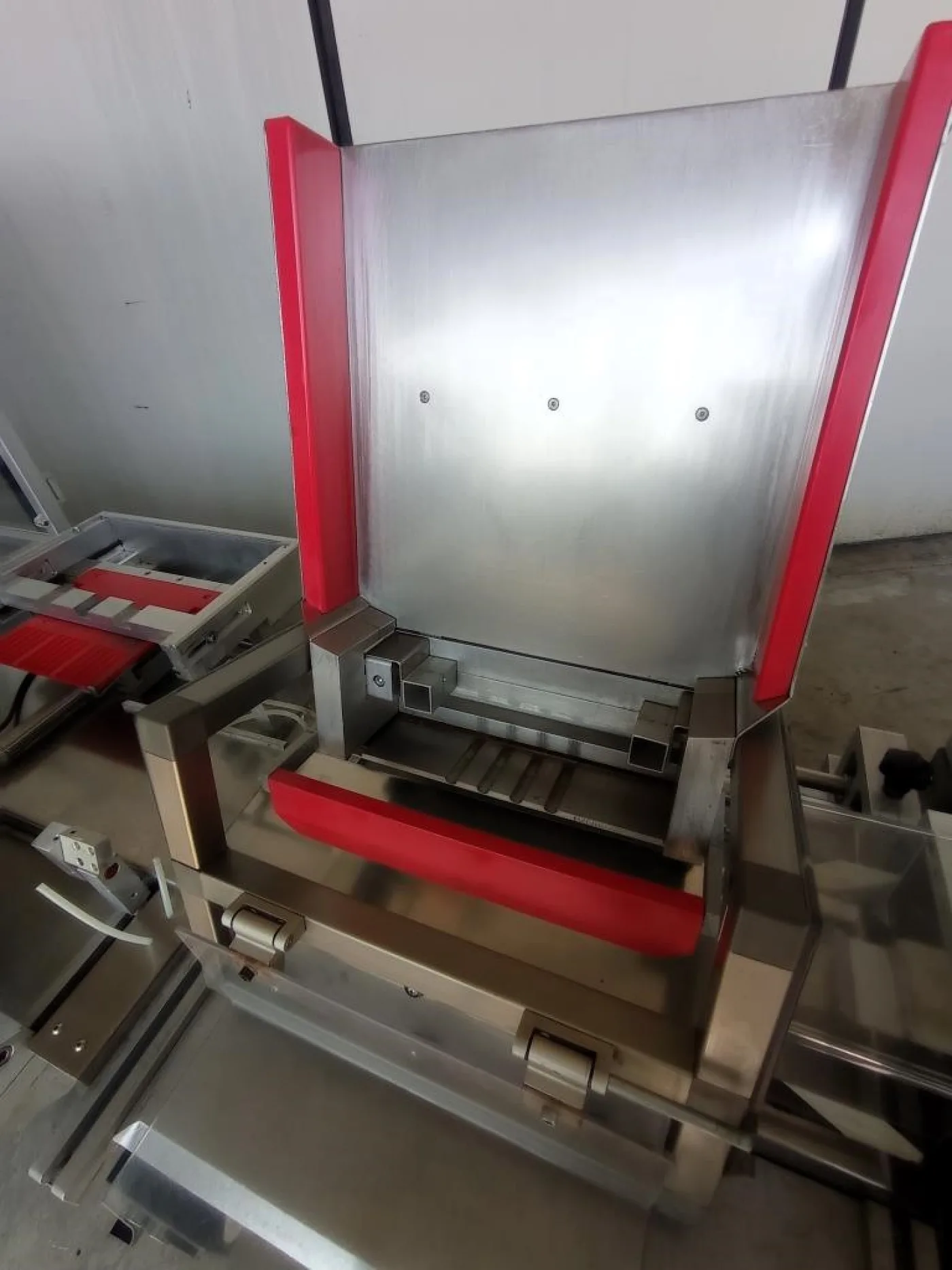 TERMOFORMATRICE – FARMO RES – MOD. K230 - 7