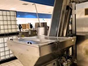 LINEA DI RIEMPIMENTO LIQUIDI – RONCHI – MOD. ROTOTECH EXACTA