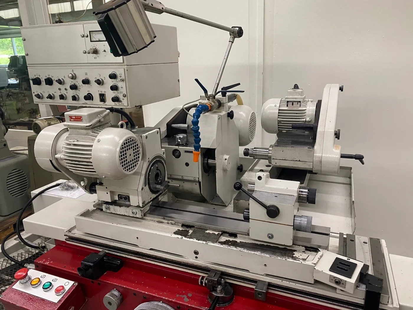 RECTIFIEUSE CYLINDRIQUE “STUDER” TYPE S-20 2 - 6