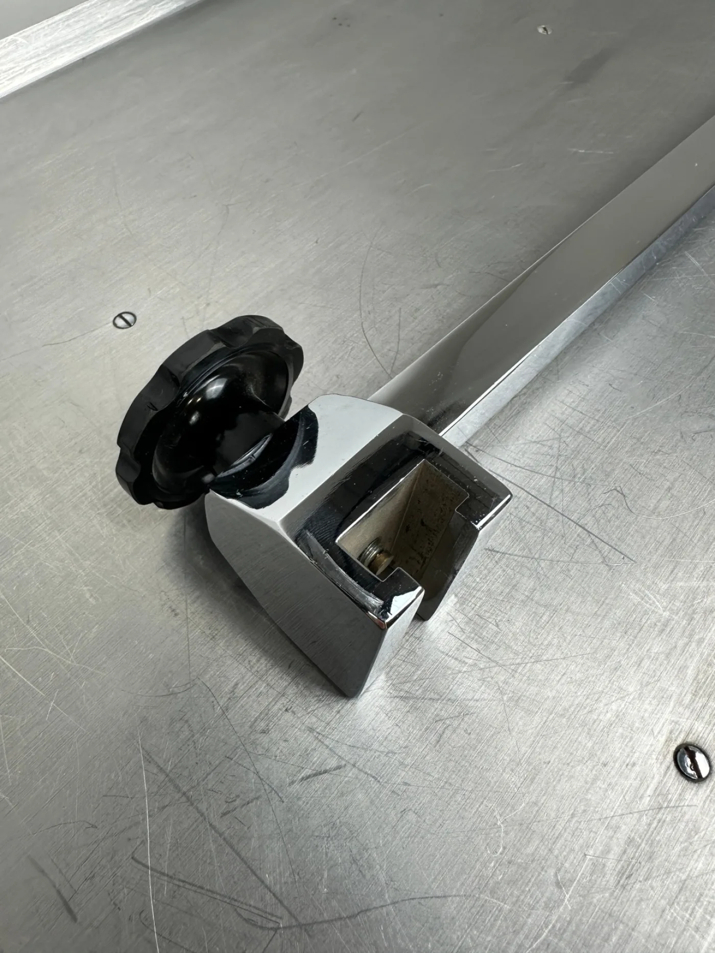 OP-Tisch Normschienen Ausleger 30cm - 2