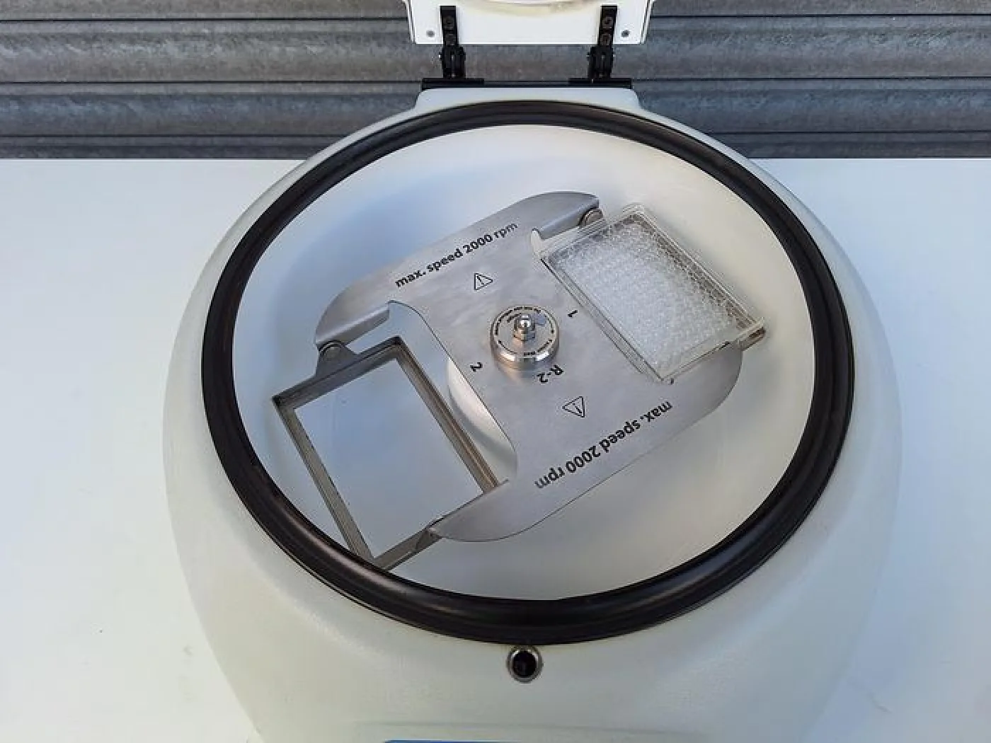 Grant Instruments LMC-3000 Centrifuge - 5