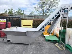 Large Incline Conveyor with Bulk Tank Hopper