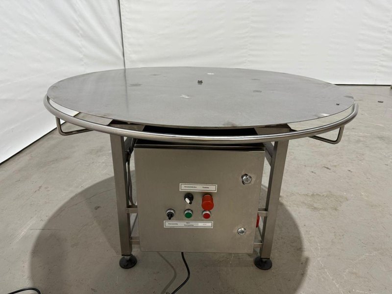 2002 FTD Carrouseltafel