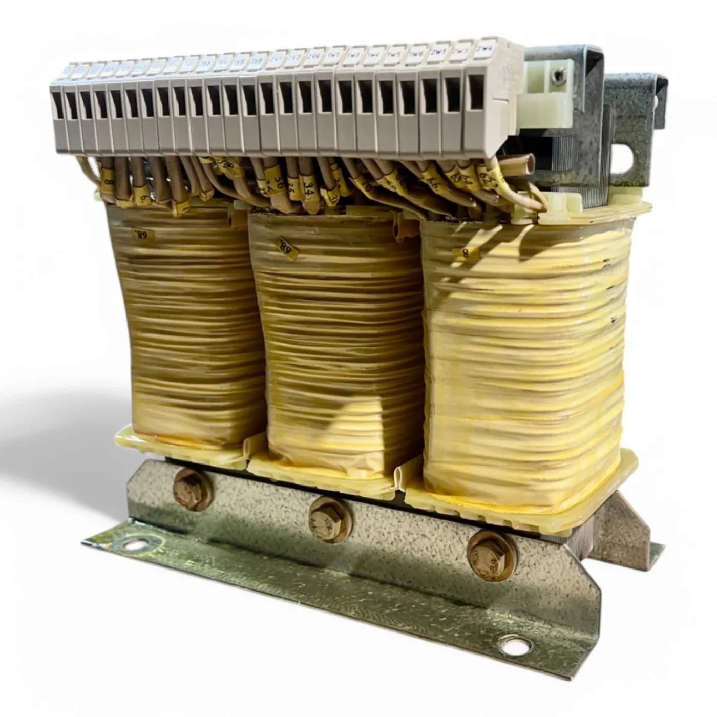 Siemens Autotransformator 4AP2595 0AS60 8A 3 kVA – 400 bis 600 V Eingang – 209 bis 231 V Ausgang - 1