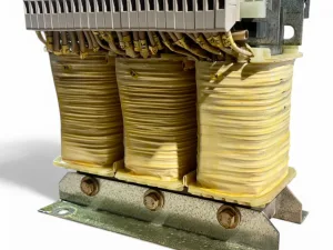 Siemens Autotransformator 4AP2595 0AS60 8A 3 kVA – 400 bis 600 V Eingang – 209 bis 231 V Ausgang