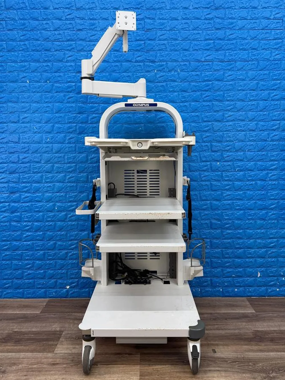 Olympus Trolley Model: WM-NP2 YOM: 2015