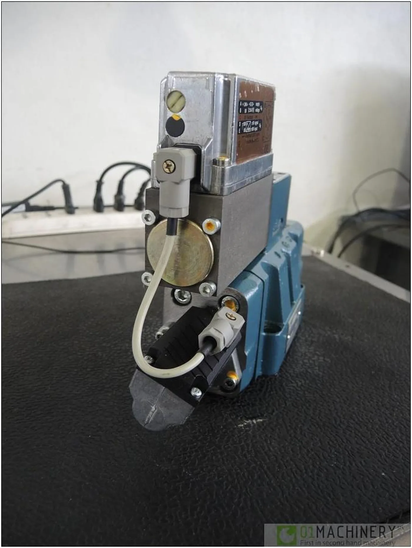 1995 BOSCH 0 811 404 607 AI2196 - 7