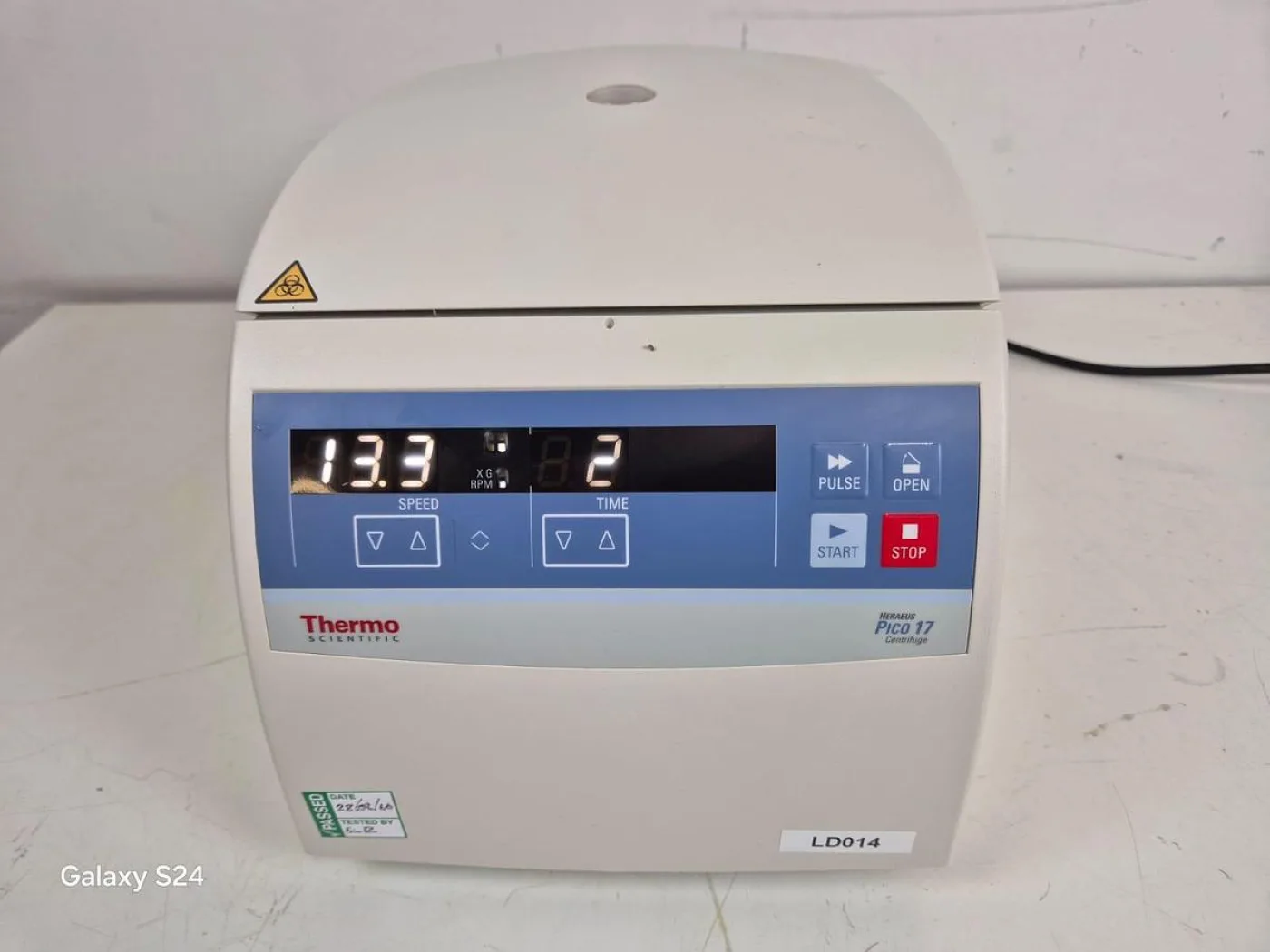 Thermo Fisher Heraeus Pico17 Centrifuge - 1