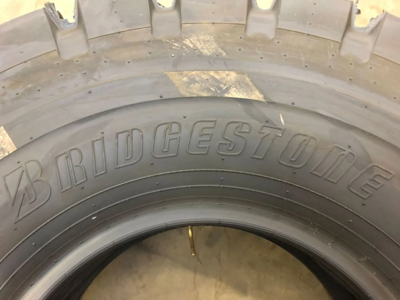 Bridgestone 14.00 R24 - 5