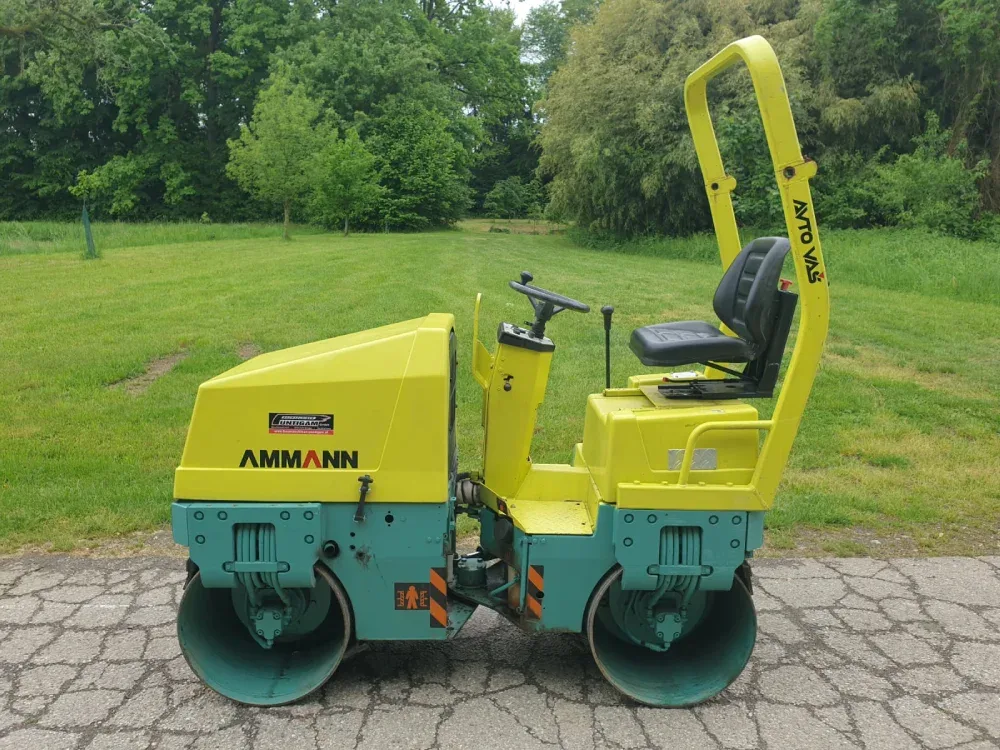 Ammann - AV 12